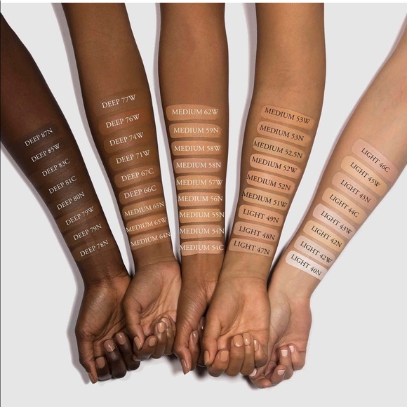 KVD Beauty Mini Lock-It Full-Coverage Long-Wear Matte Liquid Foundation - Picture 8 of 16